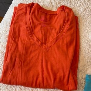 Old navy long sleeve tee